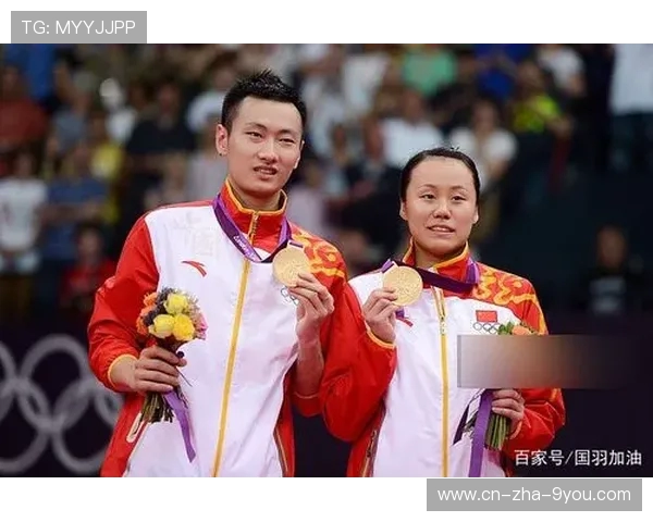 武汉羽毛球队与南京羽毛球队赛后战术分析与复盘探讨