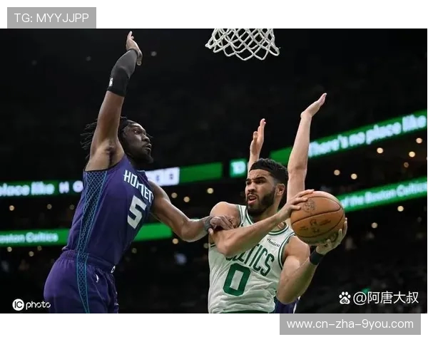 17马刺与凯尔特人激战正酣球迷期待精彩对决与历史交锋